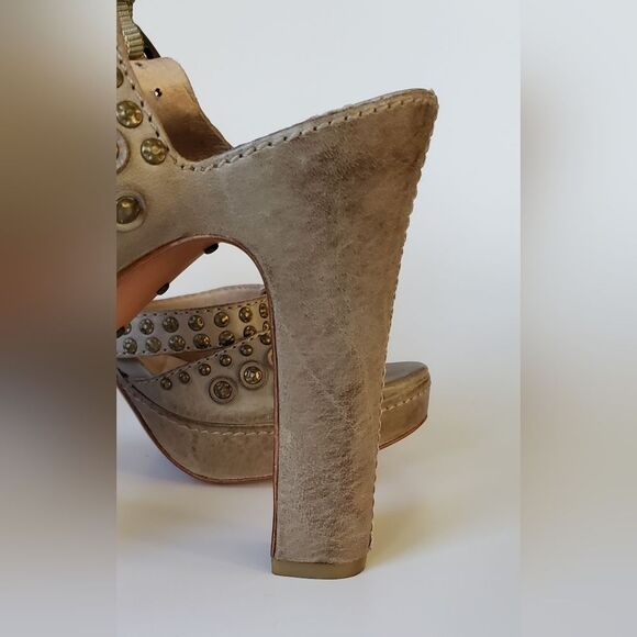 Frye Samantha Disc Ankle High Heel Studded Leather Shoe Size 8.5 M - Picture 11 of 12